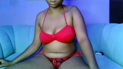 Snapshot of evelina_dripingpussy chatting on 12-20-24, 09:06 Evelina dripingpussy online show from 12-20-24, 09:06