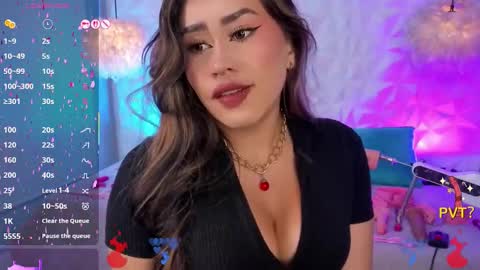 Eveline  online show from 09-19-25, 06:41