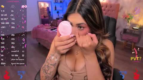 Eveline  online show from 12-01-25, 06:57