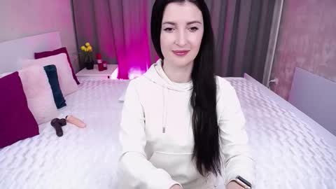 Evelin online show from 09-29-25, 05:01