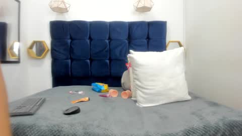 evelyn_morgan1 online show from 12-14-24, 12:55