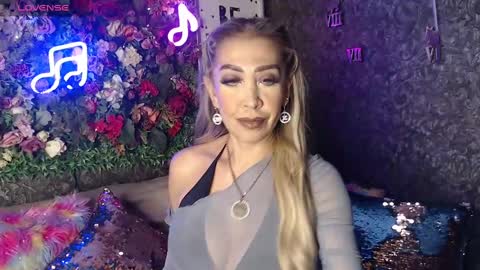 EvelynaGrey online show from 02-01-25, 03:30