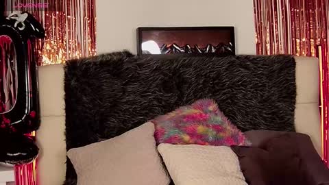 EvelynaGrey online show from 10-22-25, 08:58