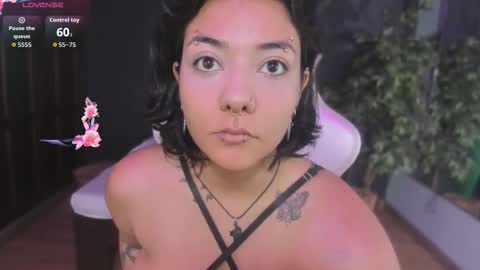  Evelyn  online show from 01-09-26, 12:19