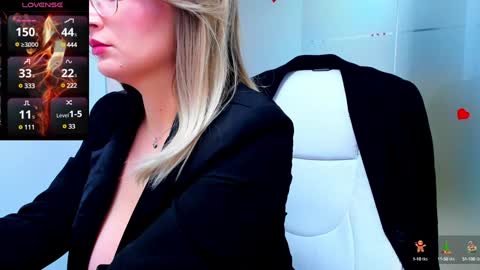 evelyne_rose online show from 01-03-25, 09:15