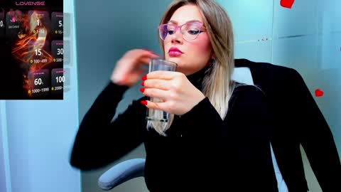 evelyne_rose online show from 01-10-25, 05:37