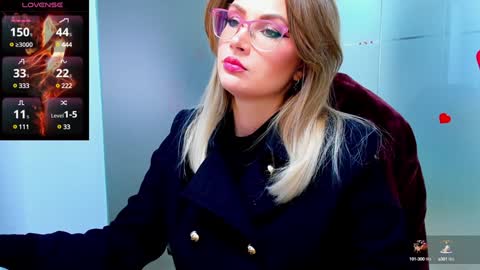 evelyne_rose online show from 01-12-25, 07:00