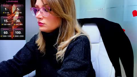 evelyne_rose online show from 01-16-25, 06:25
