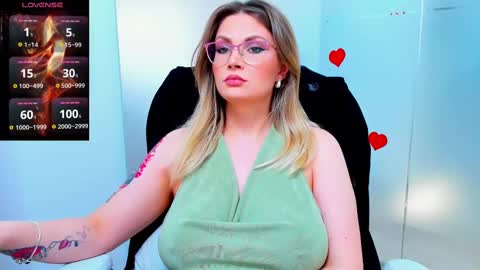 evelyne_rose online show from 03-07-25, 09:18