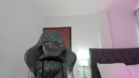 LAURA SOFIA  INDEPENDENT MODEL FOLLOW ME NOW ALMOST 10000 FOLLOWERS online show from 11-02-25, 02:52