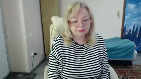 BarbaraBlondy online show from 02-04-25, 07:51