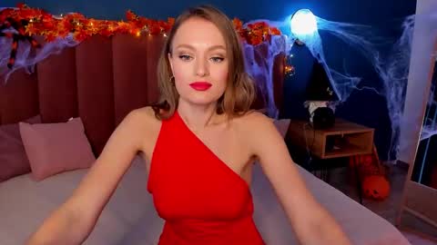 Evelyn online show from 10-25-25, 01:35