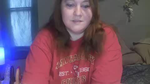 Snapshot of evelynvanderbilt chatting on 12-05-24, 01:38 Evelyn Vanderbilt online show from 12-05-24, 01:38