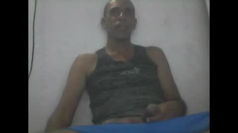 Snapshot of everaldosantos chatting on 12-10-24, 10:37 everaldosantos online show from 12-10-24, 10:37