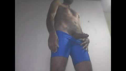 Snapshot of everaldosantos chatting on 02-28-25, 10:50 everaldosantos online show from 02-28-25, 10:50