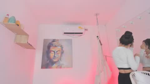 Sophia online show from 12-17-24, 01:50