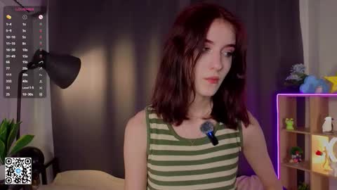 Naomi online show from 11-09-25, 06:28