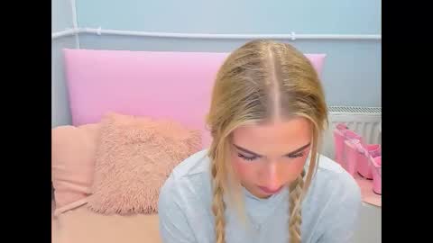 Eve online show from 10-28-25, 05:04