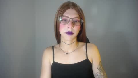 Snapshot of evi_kitty chatting on 01-23-25, 08:02 Evi online show from 01-23-25, 08:02