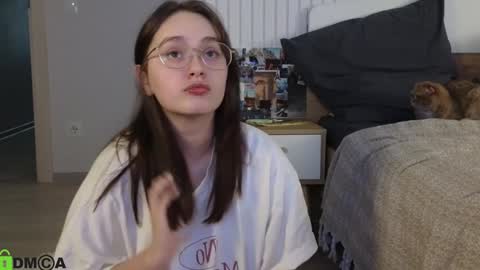 evi_woow online show from 01-27-25, 04:43