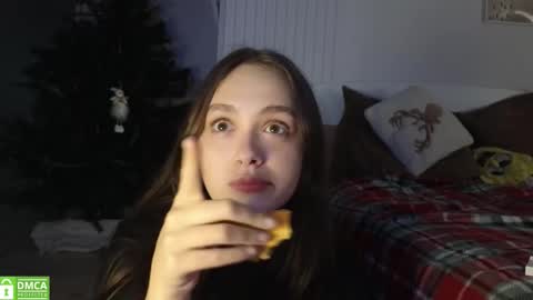 evi_woow online show from 11-27-25, 09:50