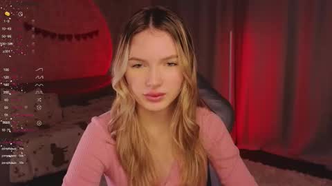 Snapshot of evilyn_next_door chatting on 11-02-25, 11:01 Evelyn online show from 11-02-25, 11:01