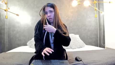 EVOLETTE ANGELS online show from 09-26-25, 09:41