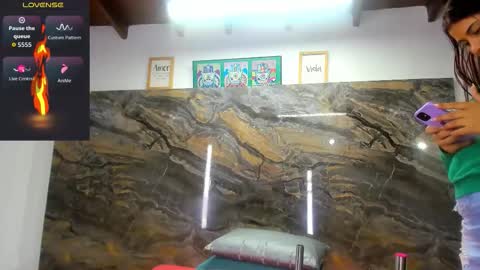 evy_connor online show from 01-13-26, 11:37