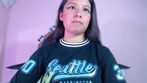 Im Evy online show from 10-17-25, 04:53