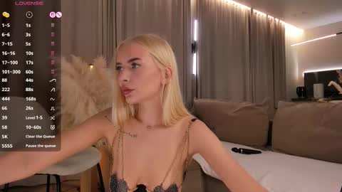 Eva m1racle  online show from 11-16-25, 08:03