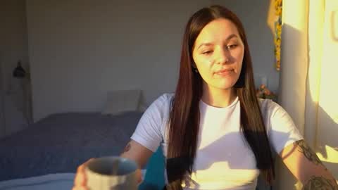 Snapshot of ewelynscott chatting on 11-21-25, 01:32 ewelynscott online show from 11-21-25, 01:32