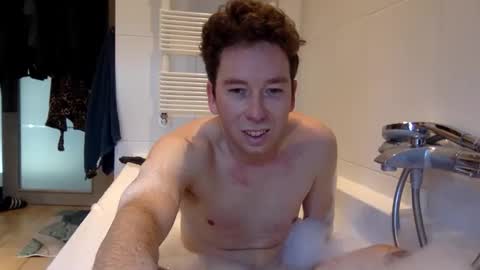 Snapshot of excuteboy chatting on 02-26-26, 09:19 Excuteboy online show from 02-26-26, 09:19