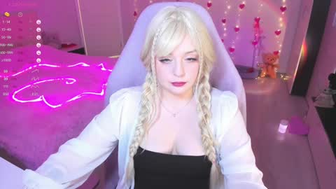 Snapshot of exhoneyangel chatting on 02-10-25, 09:14 Amy online show from 02-10-25, 09:14