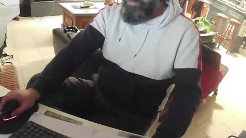 Gio online show from 02-02-26, 08:18