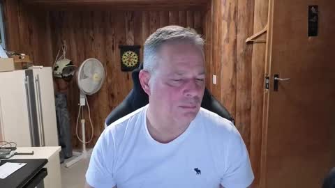 Snapshot of exibe1219 chatting on 12-21-24, 11:11 exibe1219 online show from 12-21-24, 11:11