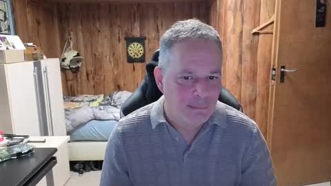 Snapshot of exibe1219 chatting on 01-02-25, 12:57 exibe1219 online show from 01-02-25, 12:57