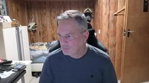 Snapshot of exibe1219 chatting on 01-08-25, 03:39 exibe1219 online show from 01-08-25, 03:39