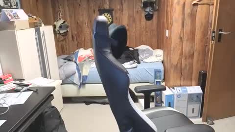 Snapshot of exibe1219 chatting on 11-13-25, 02:38 exibe1219 online show from 11-13-25, 02:38