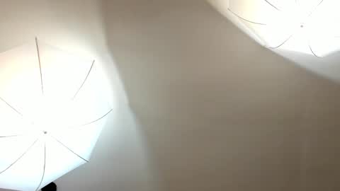 Alison online show from 10-13-25, 07:03