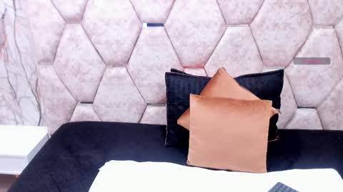 Alison online show from 10-17-25, 07:05