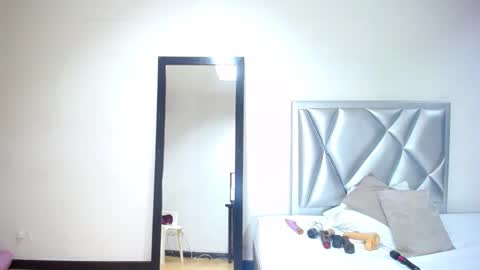 exotic_karmella online show from 02-19-25, 08:41
