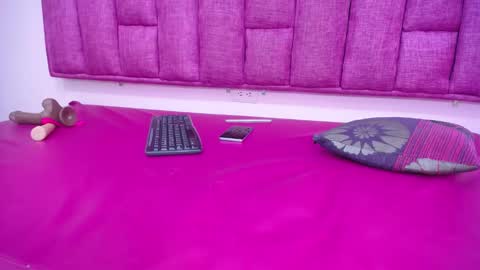 ExoticDollXXX online show from 12-31-24, 10:04