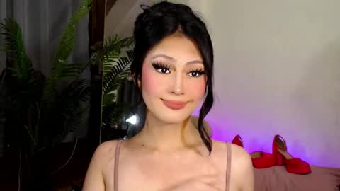 Candy  online show from 12-26-24, 11:43