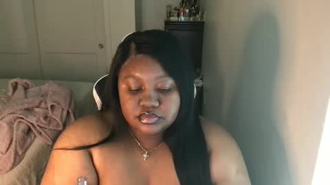 Miss Kitty online show from 10-07-25, 10:18