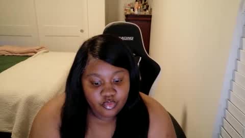 Miss Kitty online show from 11-17-25, 07:58