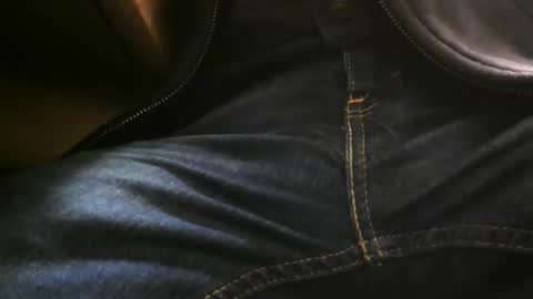 Snapshot of extraznrop chatting on 10-30-25, 11:16 extraznrop online show from 10-30-25, 11:16