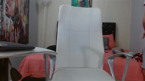 Snapshot of extrella_latina22 chatting on 12-31-24, 01:26 extrella_latina22 online show from 12-31-24, 01:26