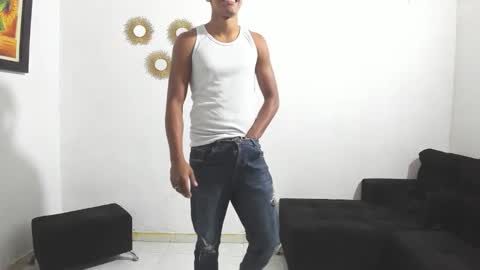 Snapshot of extremehotsex840 chatting on 02-08-26, 10:29 Nicole Ostyn and Michel online show from 02-08-26, 10:29