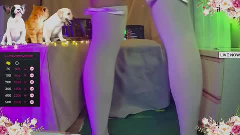 Snapshot of extremelover88 chatting on 10-27-25, 08:40 Extremelover88 online show from 10-27-25, 08:40