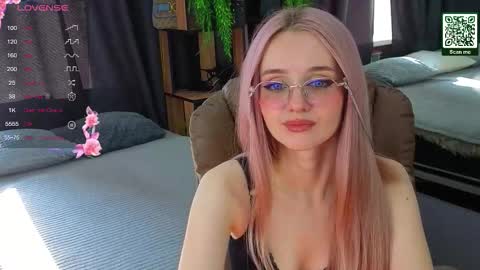 exxxcore_ online show from 10-15-25, 03:50